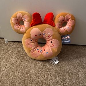 Disney scented Minnie Mouse donut pillow